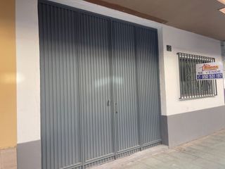 Local Comercial a Calle calzada de castro 20. Se vende local en calzada de castro ( centro de almeria)