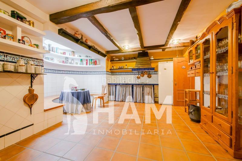 Foto 8baf0996-3787-4aba-979a-182b92a7ef5c. Xalet amb calefacció aparcament piscina a El Olivar de Mirabal Boadilla del Monte