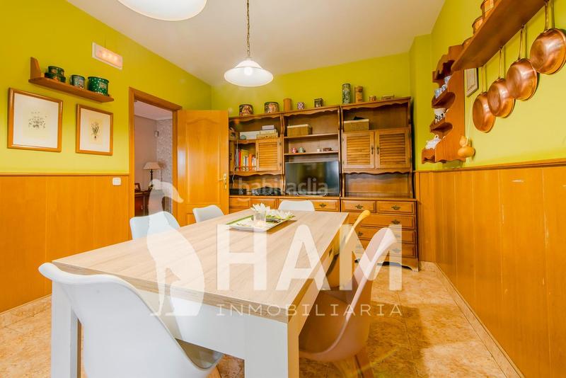 Foto d478b450-792f-4726-8e2d-ceb2afb683bc. Xalet amb calefacció aparcament piscina a El Olivar de Mirabal Boadilla del Monte