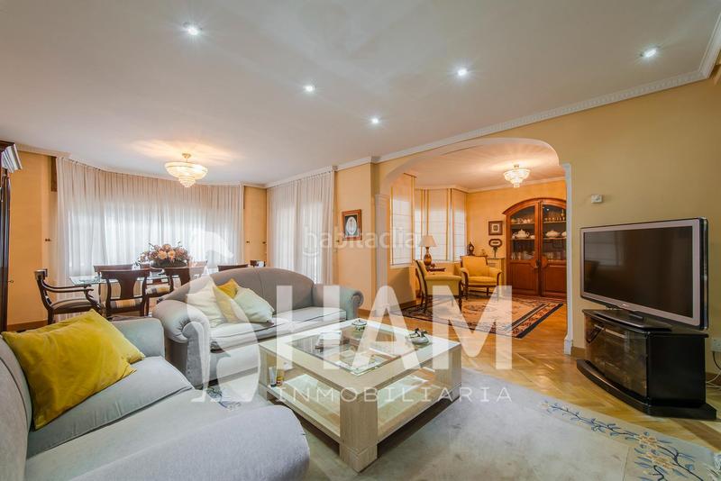 Foto f9247039-17ef-44b7-8950-2c7dae86efab. Xalet amb calefacció aparcament piscina a El Olivar de Mirabal Boadilla del Monte