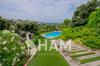 Haus en Club de Golf. Chalet exclusivo diseado por arquitecto con 550m construidos y