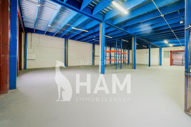 Foto 05feb8af-5254-4f13-9e85-c7ffc28f065b. Alquiler nave industrial  1.140m con patio y montacargas en montepríncipe opción nave contigua en Boadilla del Monte