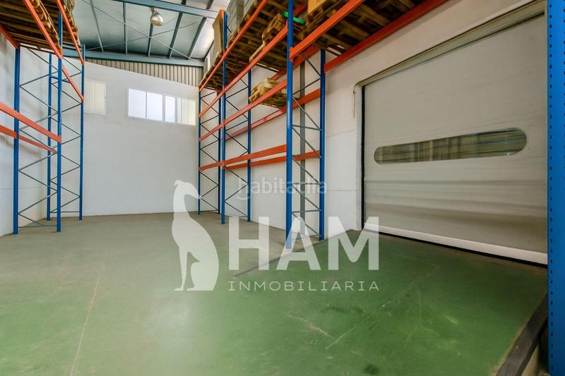 Foto 28160c19-b22c-4a1d-a168-3e10ce589cb5. Alquiler nave industrial  1.140m con patio y montacargas en montepríncipe opción nave contigua en Boadilla del Monte