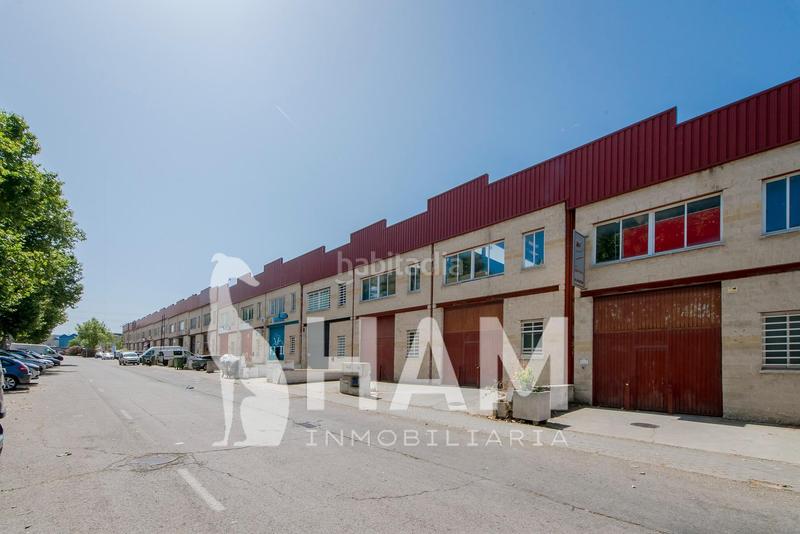 Foto b5def81b-c8a0-4393-a777-6aa166d123ba. Alquiler nave industrial  1.140m con patio y montacargas en montepríncipe opción nave contigua en Boadilla del Monte