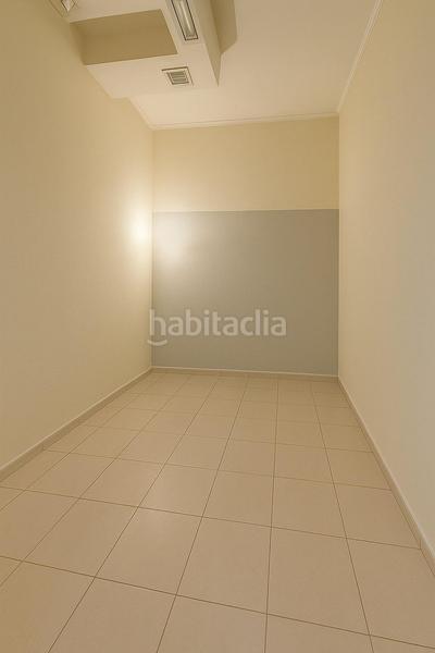 Foto 4c47750e-a3e0-4591-835c-38d63992a9b1. Local comercial a Embajadores-Lavapiés Madrid