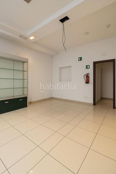 Foto 0dfaa9f9-7872-4bd1-be4a-3f84bd88f023. Local commercial dans Embajadores-Lavapiés Madrid