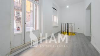 Local Comercial en Calle del marqus de toca 5