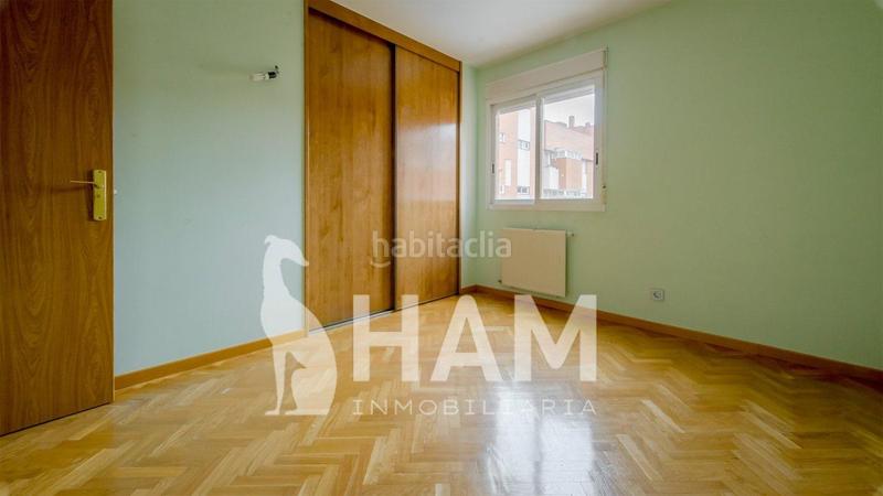 Foto 09b07f50-e439-4d10-a696-827b9f338666. Apartamento en Peñagrande Madrid