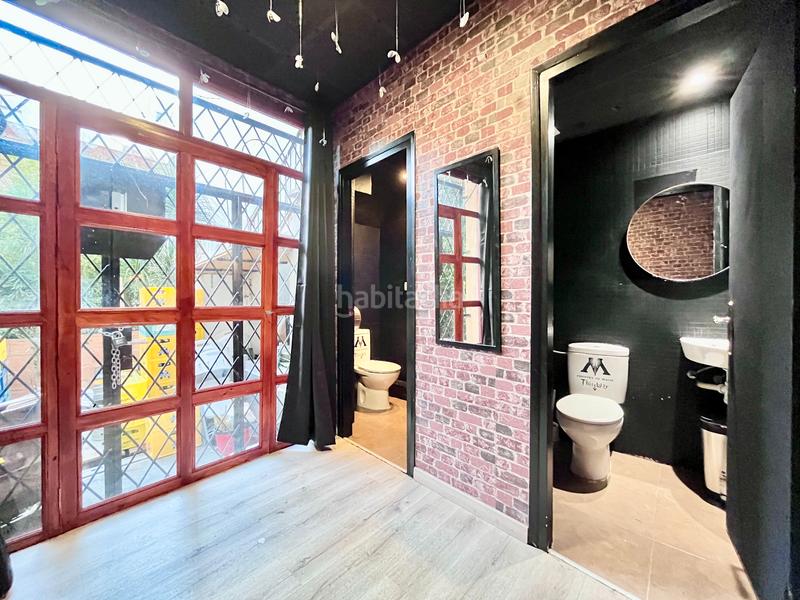 Foto 9bafd33d-3759-4441-a475-2487f9c01a20. Traspàs local comercial a Vila de Gràcia Barcelona