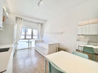 Rent Loft in Carrer del francolí 31. Piso amueblado en el putxet