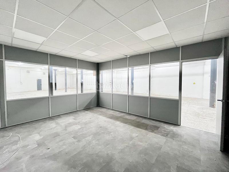 Foto 6f46269c-c04a-4254-bab8-f8692947f9bb. Miete geschäftsraum in carrer de lluís el piadós 7 in Barcelona