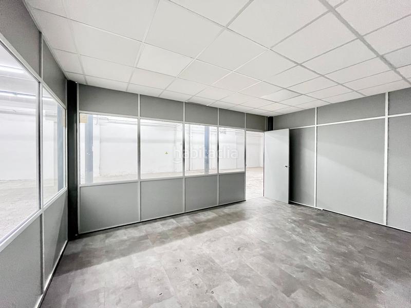 Foto aa6a8f78-6527-4b9a-9a85-06bb18748bb7. Miete geschäftsraum in carrer de lluís el piadós 7 in Barcelona