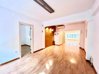Miete Büro in Carrer del rosselló 327. Oficina en calle rosselló con paseo sant joan.