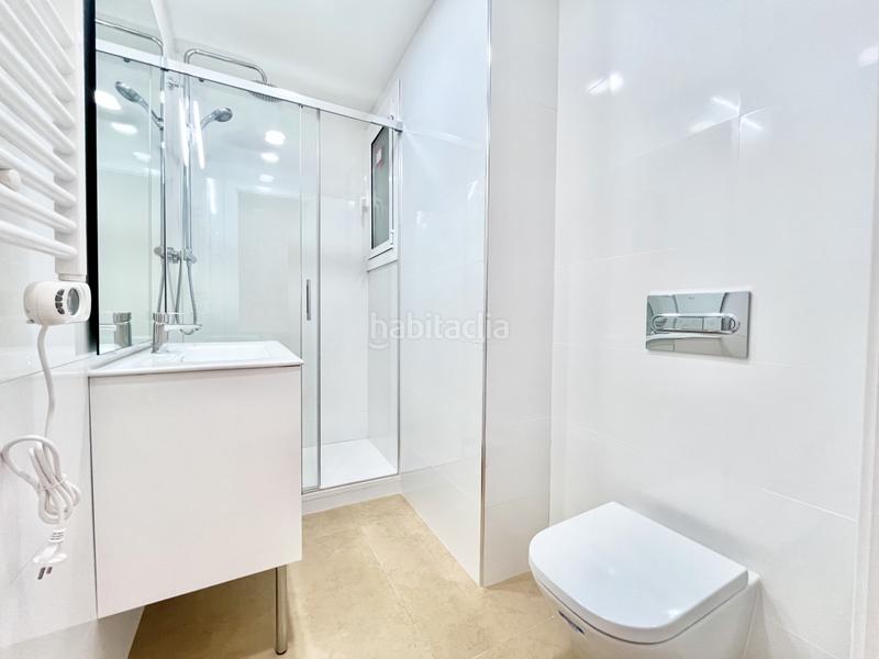 Foto 0f2a18c5-d4e2-4af5-a29d-217d014fc472. Pis a carrer de provença 10 a La Nova Esquerra de l´Eixample Barcelona