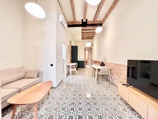Miete Büro  Carrer de la providència. Estudio reformado con terraza en vila de gràcia.