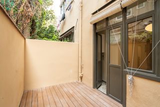 Location Studio  Carrer de la providència. Estudio reformado con terraza en vila de gràcia.
