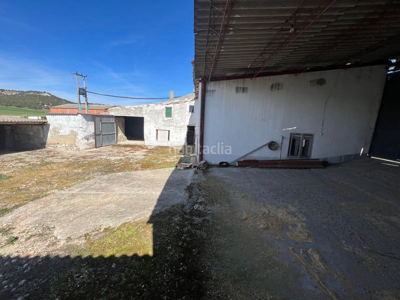 Foto f3b8407b-d896-4318-a91f-c9ac6dd6c635. Casa a Villabáñez