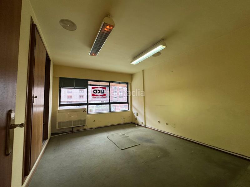 Foto 324f9764-8bce-4e50-b328-99f37b177af3. Büro mit heizung in Plaza de Toros Valladolid