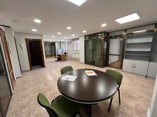 Miete Büro in Calle de panaderos 56. Grupo integra, oficina en calle panaderos totalmente instalada.
