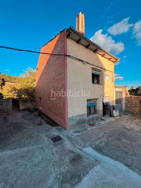 Foto 8d13a60e-5d91-4f77-bae5-1cd683ad2dd0. Casa a calle san antonio 21 a Torre de Esgueva