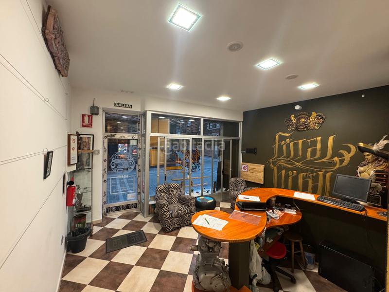 Foto b905f7f5-3641-4fd8-b72b-a4bd41cf0312. Location local commercial dans calle pedro de la gasca 4 dans Valladolid