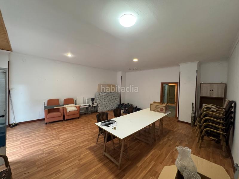 Foto 79b3f9f3-2e38-4f44-94e1-1058d8d06b53. Locale commerciale in calle senda salve regina 16 in Valladolid