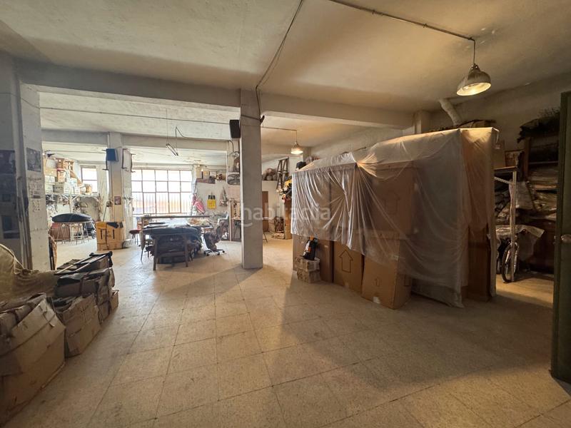 Foto b6f6c2a9-e1c3-433c-8ec5-52aa63ec3aca. Geschäftsraum in calle doctor cazalla 5 in Centro Valladolid