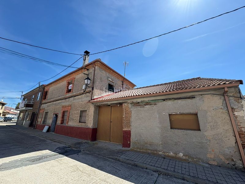 Foto 01b1fc70-b59f-46e7-bc4e-8930601512b7. Masia a calle real 23 a Muñopedro