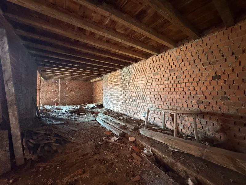 Foto af38205a-5a3b-4c04-aef5-7f9503ddc68c. Masía en calle don ramon y cajal 13 grupo integra, casa de pueblo como posada con proyecto y licencia de obras con obra iniciada . en Adanero