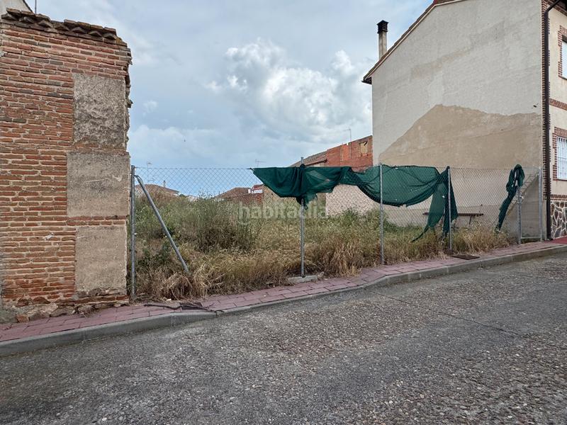 Foto ccbcd57a-e778-47b5-8c82-16de4738f8e0. Masía en calle don ramon y cajal 13 grupo integra, casa de pueblo como posada con proyecto y licencia de obras con obra iniciada . en Adanero