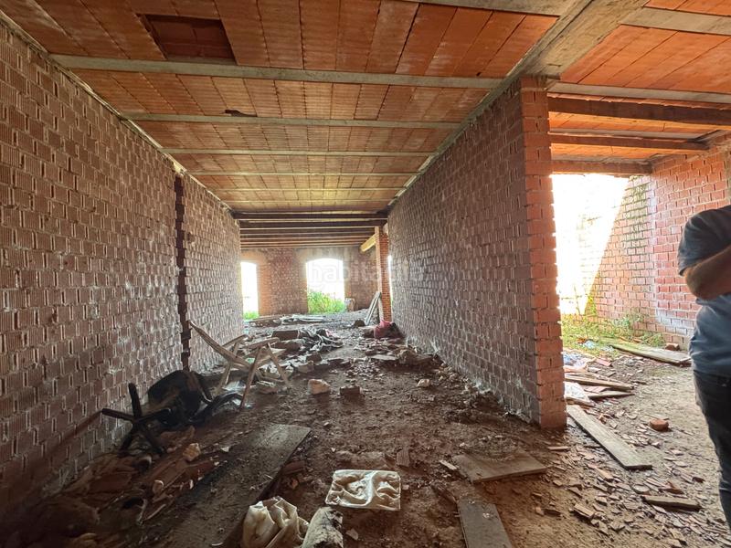 Foto e2d46886-dd74-4d59-846d-b7d4dfb4f78a. Masía en calle don ramon y cajal 13 grupo integra, casa de pueblo como posada con proyecto y licencia de obras con obra iniciada . en Adanero
