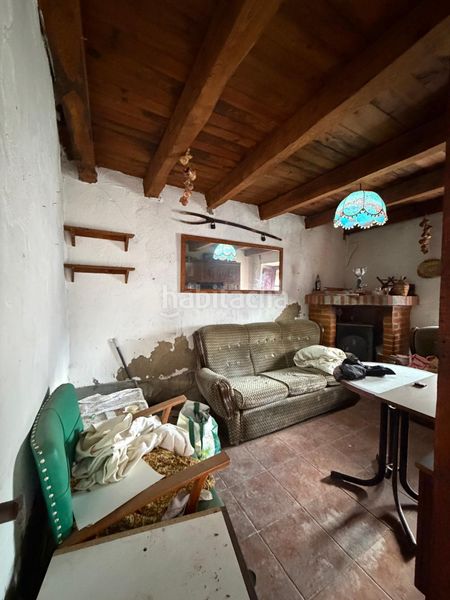 Foto 1063ea84-306f-4027-b233-a001f736f2d9. Casa amb xemeneia calefacció a Villalonso