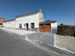 Masia a Calle bollon 23. Grupo integra, casa de molinera en venta en castronuño con patio