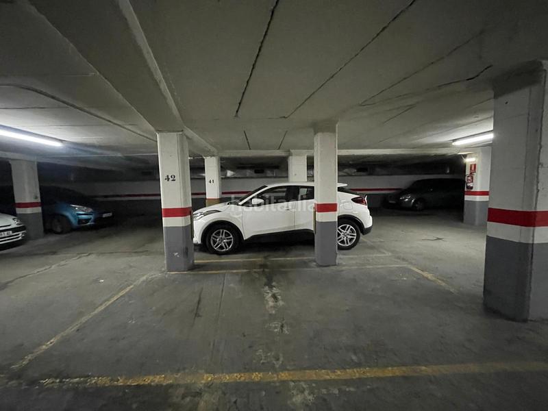 Foto 42a04eb7-c001-424b-b262-625b5c50b28b. Posto auto in calle pérez galdós 2 in Circular Valladolid