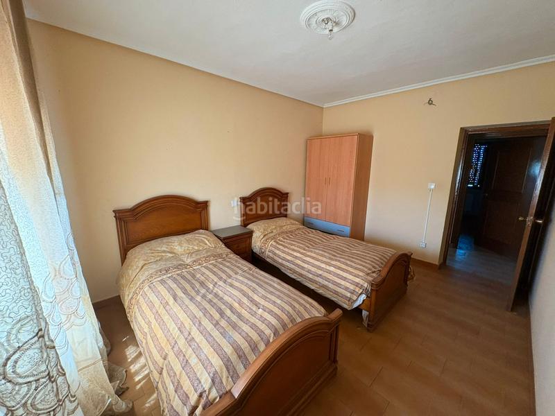 Foto d1822560-edb8-4706-8fa5-e30d74ed4582. Chalet en travesía palacios 7 panaderos valladolid inmobi, chalet individual en vezdemarban con posibilidad de piscina por 20.000€ a mayores del precio de venta en Vezdemarbán