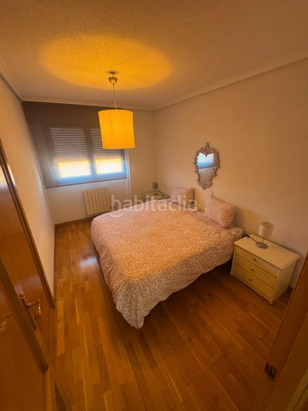Foto 8f3665ac-546e-4207-b42e-6d62eddef273. Lloguer apartament a calle miguel delibes 19d a Covaresa Valladolid
