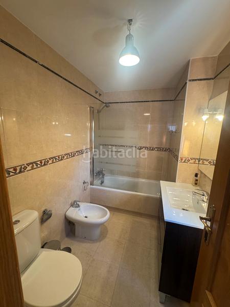 Foto df841cff-a0c5-4928-ab00-be2db83bc4d2. Lloguer apartament a calle miguel delibes 19d a Covaresa Valladolid