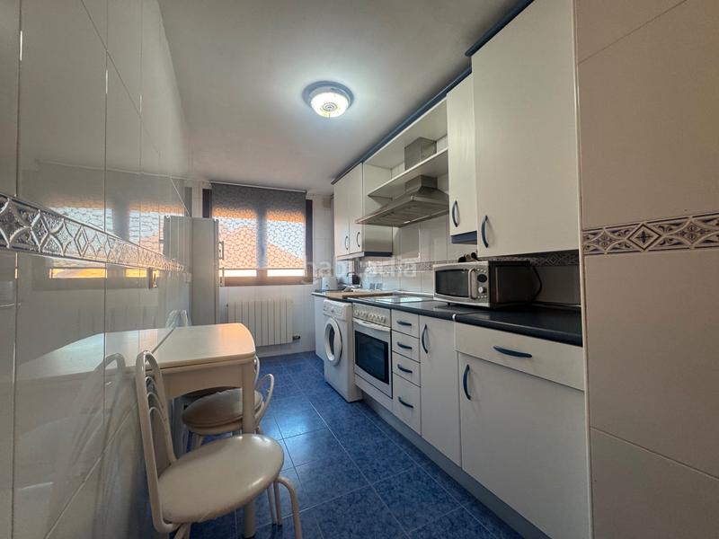 Foto ec63c6e8-62de-4ea0-8855-ecc3e88a764b. Lloguer apartament a calle miguel delibes 19d a Covaresa Valladolid