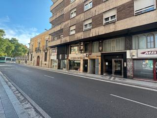 Local commercial à Calle lópez gómez 30. Grupo integra, local en venta en planta sótano junto a la plaza
