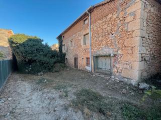 Masia  Calle de las comunidades 1. Grupo integra, casa de pueblo en venta en adraza de haza con pat