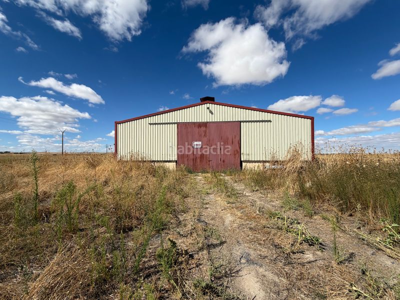 Foto a5cbbecb-9977-4c2d-9e1a-c9b482c9d3f2. Industrial building in n/a in Sangarcía