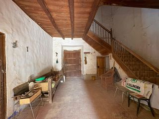 Mas à Travesía corrillo 2 1. , casa en venta en villalba de la loma con patio de unos 500m2.