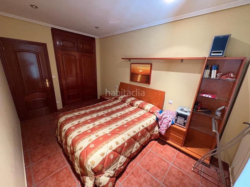 Foto c807df0f-cbc9-4d1e-ae9a-28fb16925b5e. Chalet in calle vargas san miguel 22 in Íscar