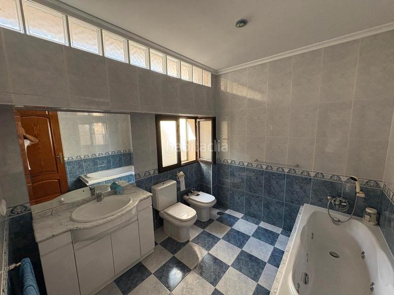 Foto d21e5a2d-1779-4d60-9ce2-982b31e149af. Chalet in calle vargas san miguel 22 in Íscar