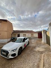Masia a Calle estrecha del rapino 6a. Grupo integra, casa de pueblo en planta baja con patio de 879m2