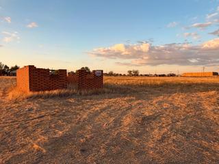 Solar industrial en Camino brahojos 5. ¡descubre una oportunidad única en el carpio! este amplio terren