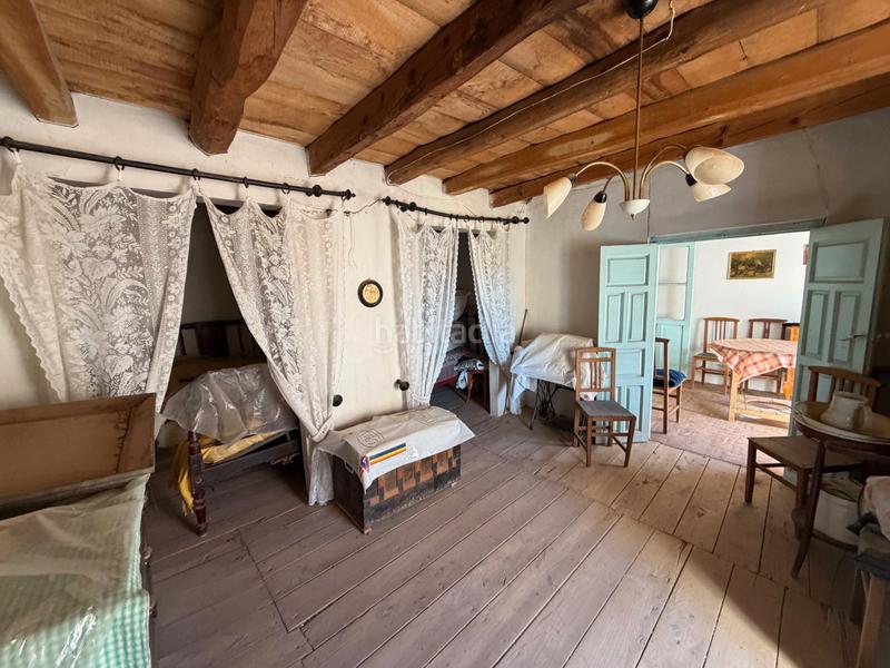 Foto 38eb78d9-615d-4787-886c-1c0cf1fc366f. Mas dans calle eras 6 dans Villaverde de Montejo