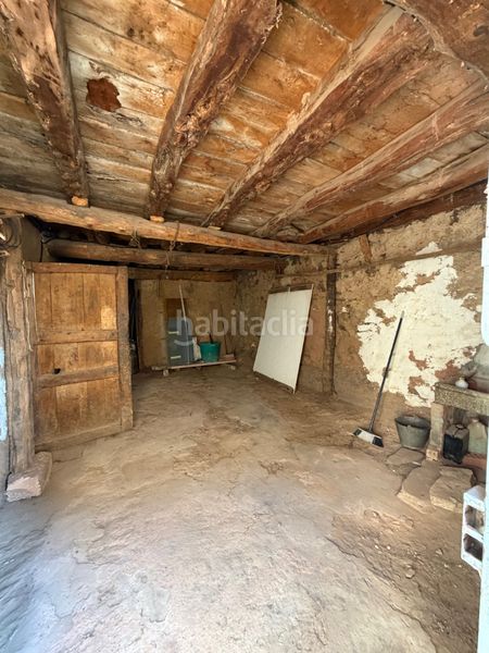 Foto c0afa436-4503-47c2-b250-6ae13185ca71. Masia a calle eras 6 a Villaverde de Montejo