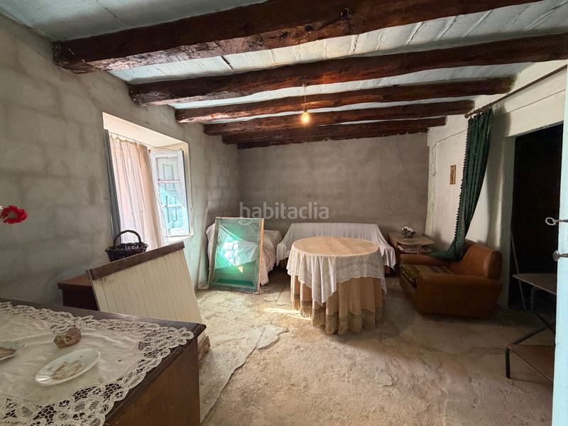 Foto c44422c7-b38d-4127-be50-7e6350bd8d35. Masia a calle eras 6 a Villaverde de Montejo
