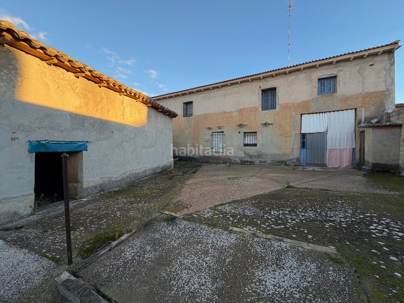 Foto 5e6cd287-128b-471f-87c3-232162e33116. Casale in calle merino 19 in Valdunquillo
